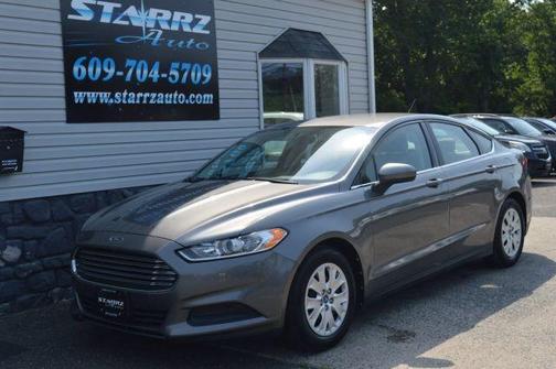 2013 Ford Fusion S