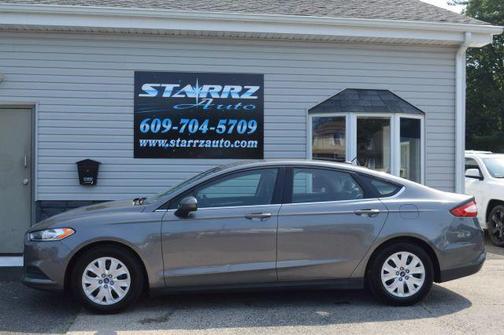 2013 Ford Fusion S
