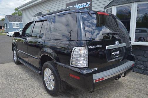 Black 2007 Mercury Mountaineer