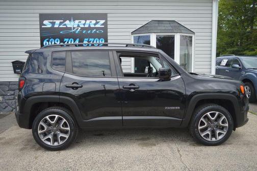 Black 2017 Jeep Renegade Latitude