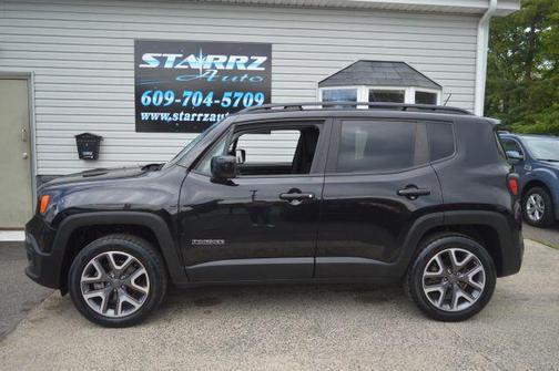 Black 2017 Jeep Renegade Latitude