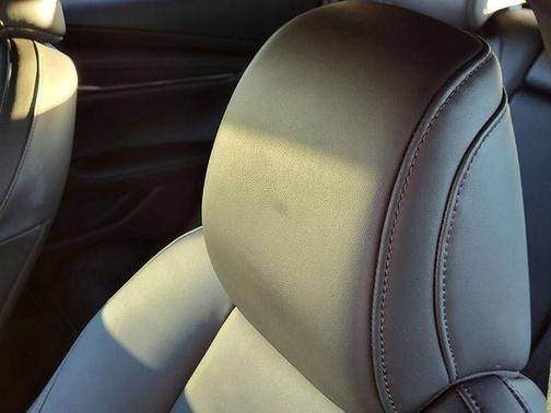 2025 Mazda Mazda3 FWD w/Preferred Package