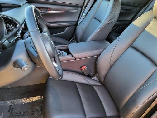 2025 Mazda Mazda3 FWD w/Preferred Package