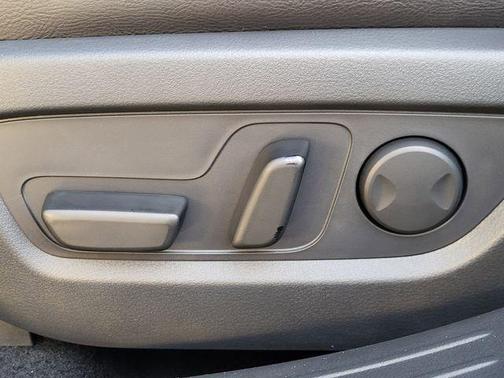 2026 Mazda CX-50 Premium