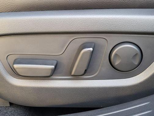 2026 Mazda CX-50 Premium