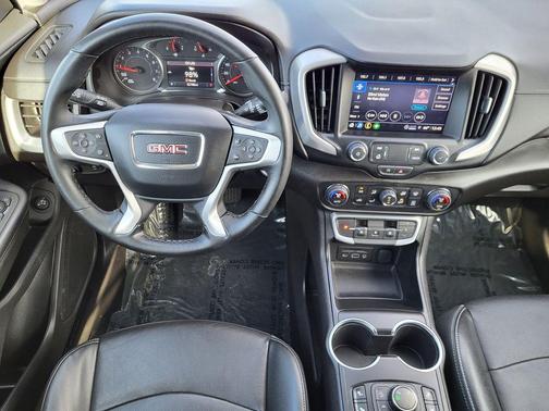 Summit White 2024 GMC Terrain SLT