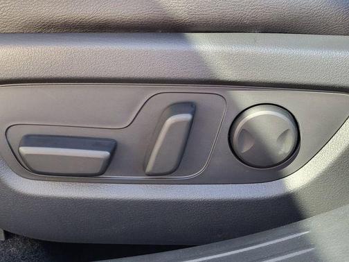 2026 Mazda CX-50 Premium