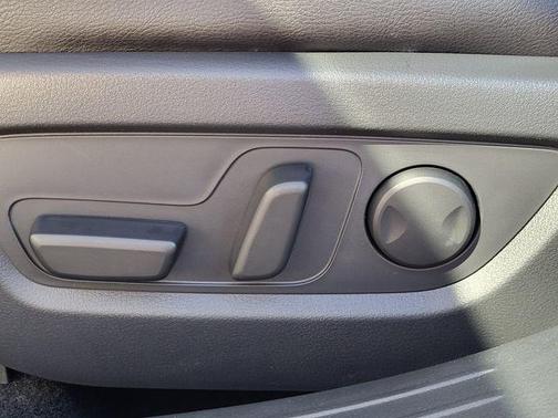 2026 Mazda CX-50 Premium