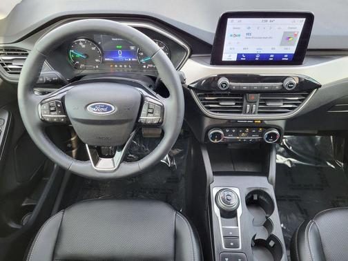 2022 Ford Escape PHEV SEL