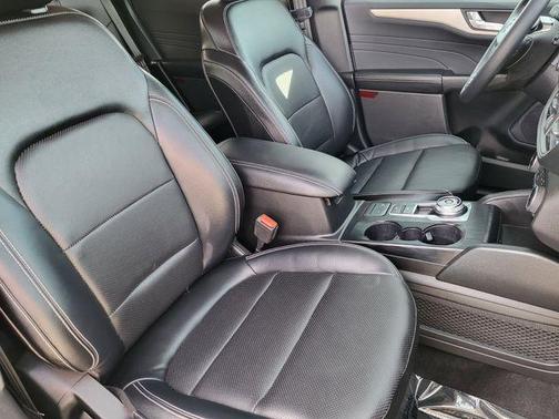 2022 Ford Escape PHEV SEL