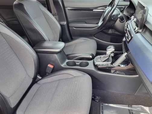 Mars Orange 2023 Kia Seltos S