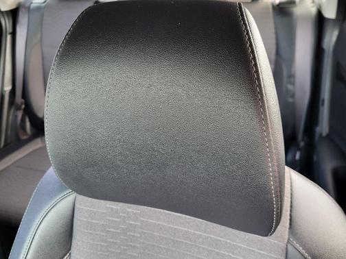 Mars Orange 2023 Kia Seltos S