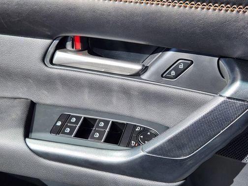 2026 Mazda CX-50 Premium