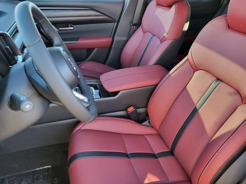 2026 Mazda CX-50 Premium Plus