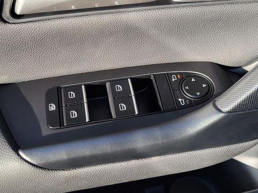 2026 Mazda CX-50 Premium