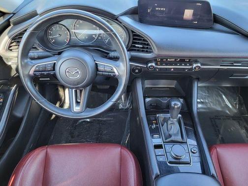 2024 Mazda Mazda3 2.5 S Carbon Edition