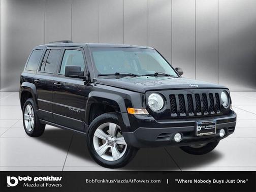 Black Clearcoat 2016 Jeep Patriot Sport