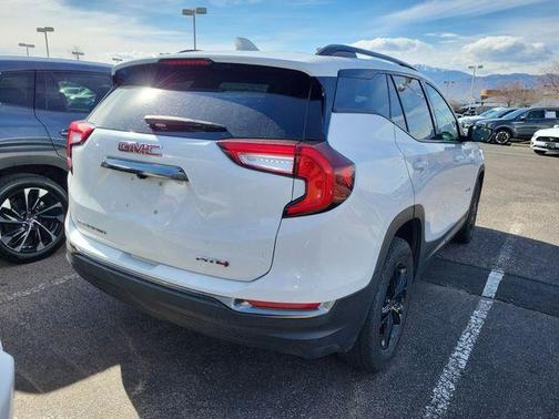 2023 GMC Terrain AT4