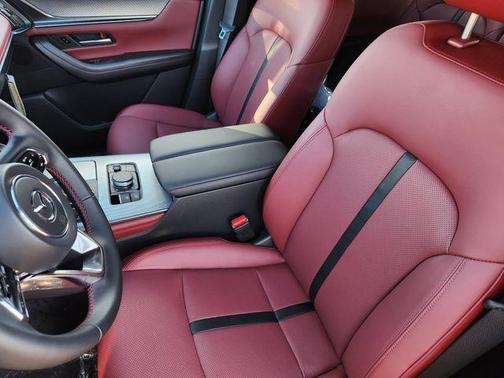 2025 Mazda CX-70 PHEV Premium Plus Package