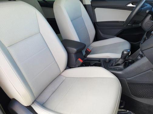 2020 Volkswagen Tiguan 2.0T SE