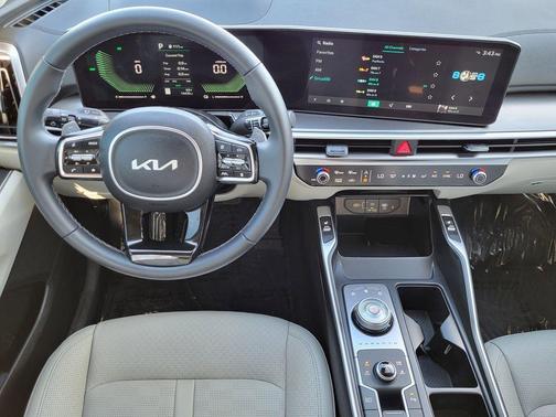 Snow White Pearl 2025 Kia Sorento Hybrid EX