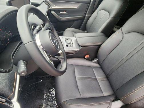2025 Mazda CX-70 PHEV Premium Package