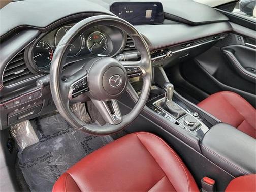 2024 Mazda Mazda3 2.5 S Carbon Edition