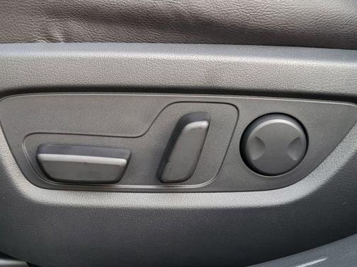 2026 Mazda CX-50 Premium