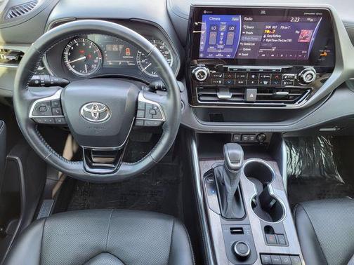 2021 Toyota Highlander Limited