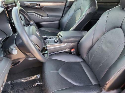 2021 Toyota Highlander Limited