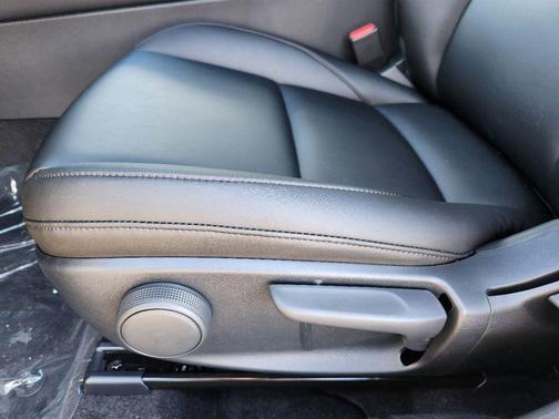 Jet Black Mica 2025 Mazda Mazda3 FWD w/Select Package