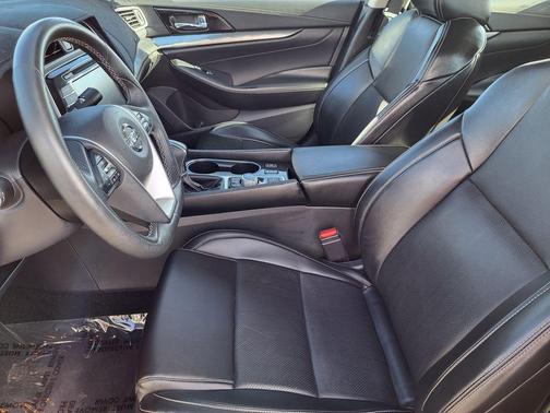 Brilliant Silver Metallic 2020 Nissan Maxima 3.5 SL