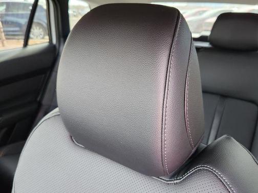 2026 Mazda CX-50 Premium