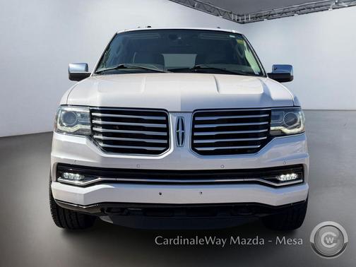 2015 Lincoln Navigator Base