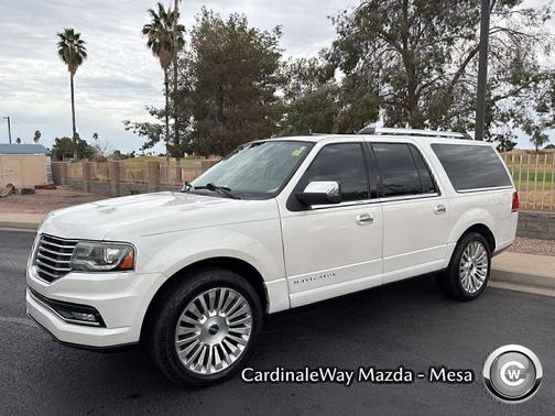 2015 Lincoln Navigator Base