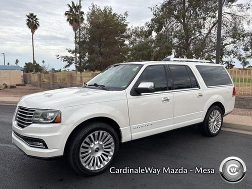2015 Lincoln Navigator Base