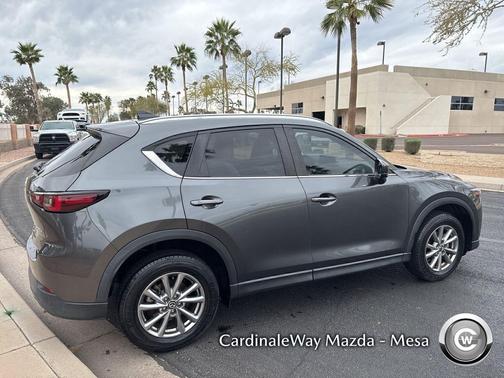 2022 Mazda CX-5 2.5 S Preferred Package