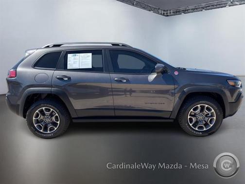 2021 Jeep Cherokee Trailhawk