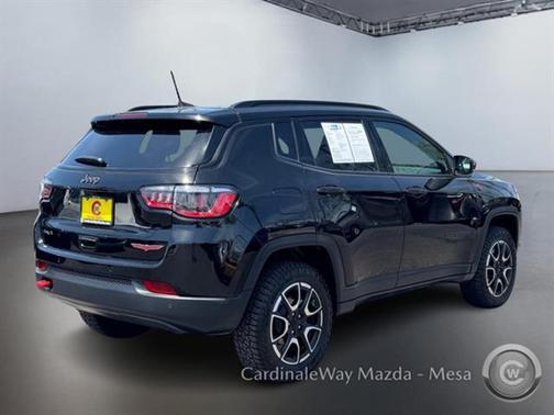 2024 Jeep Compass Trailhawk