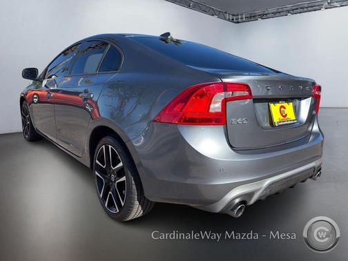 2018 Volvo S60 T5 Dynamic