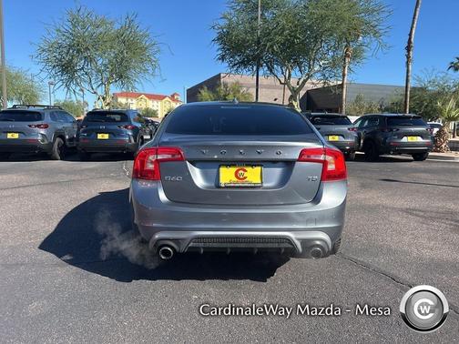 2018 Volvo S60 T5 Dynamic