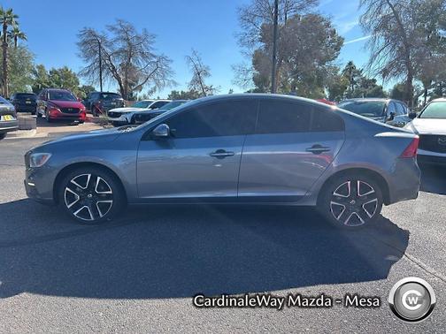 2018 Volvo S60 T5 Dynamic