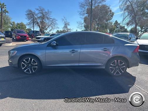 2018 Volvo S60 T5 Dynamic