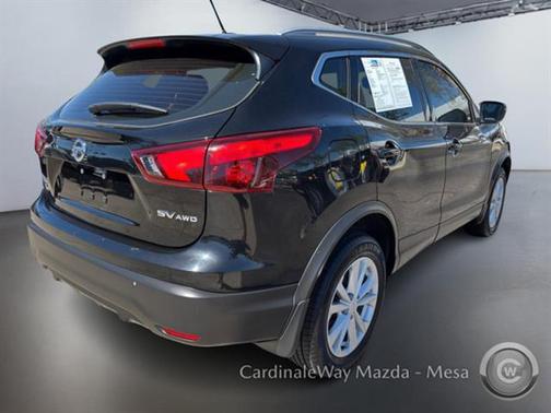 2018 Nissan Rogue Sport SV