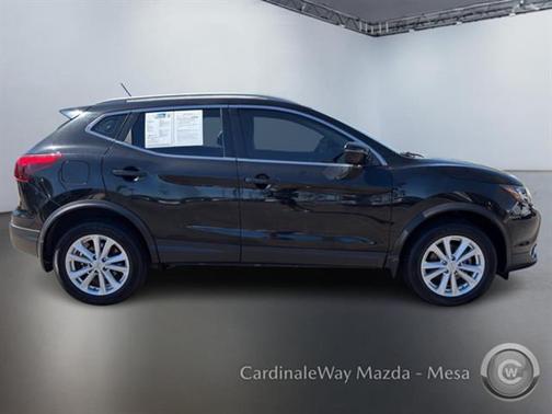 2018 Nissan Rogue Sport SV