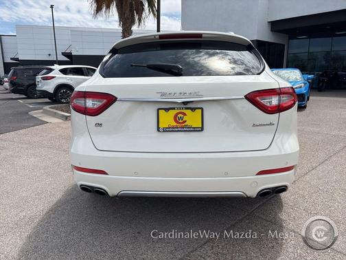 Silk 2019 Maserati Levante Base