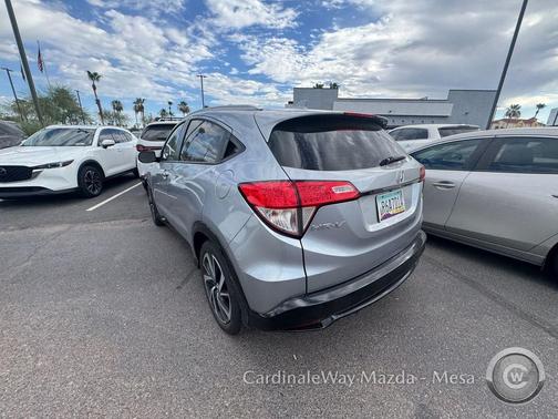 Lunar Silver Metallic 2019 Honda HR-V Sport