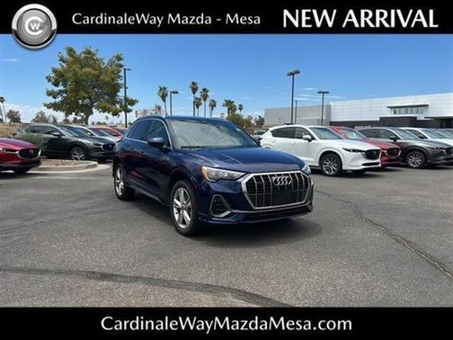 2022 Audi Q3 45 S line Premium