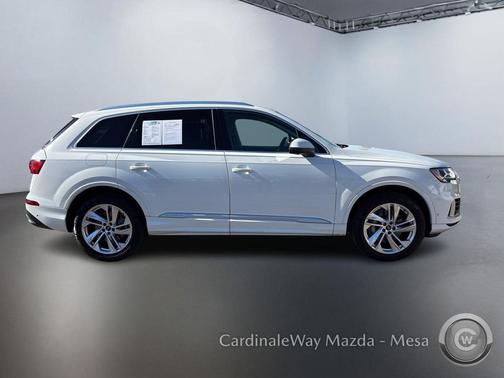 2021 Audi Q7 55 Premium Plus