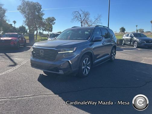 2023 Honda Pilot Touring 8-Passenger